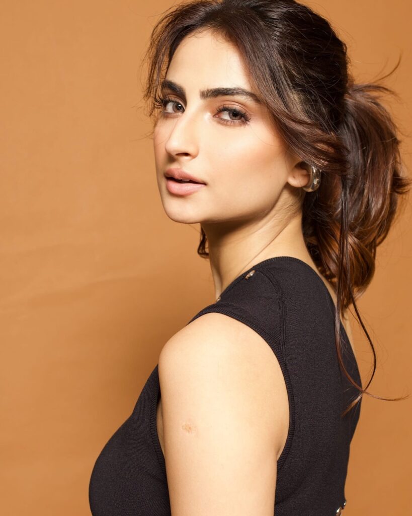 Palak Tiwari Age, Height, Boyfriend & Untold Facts 2025