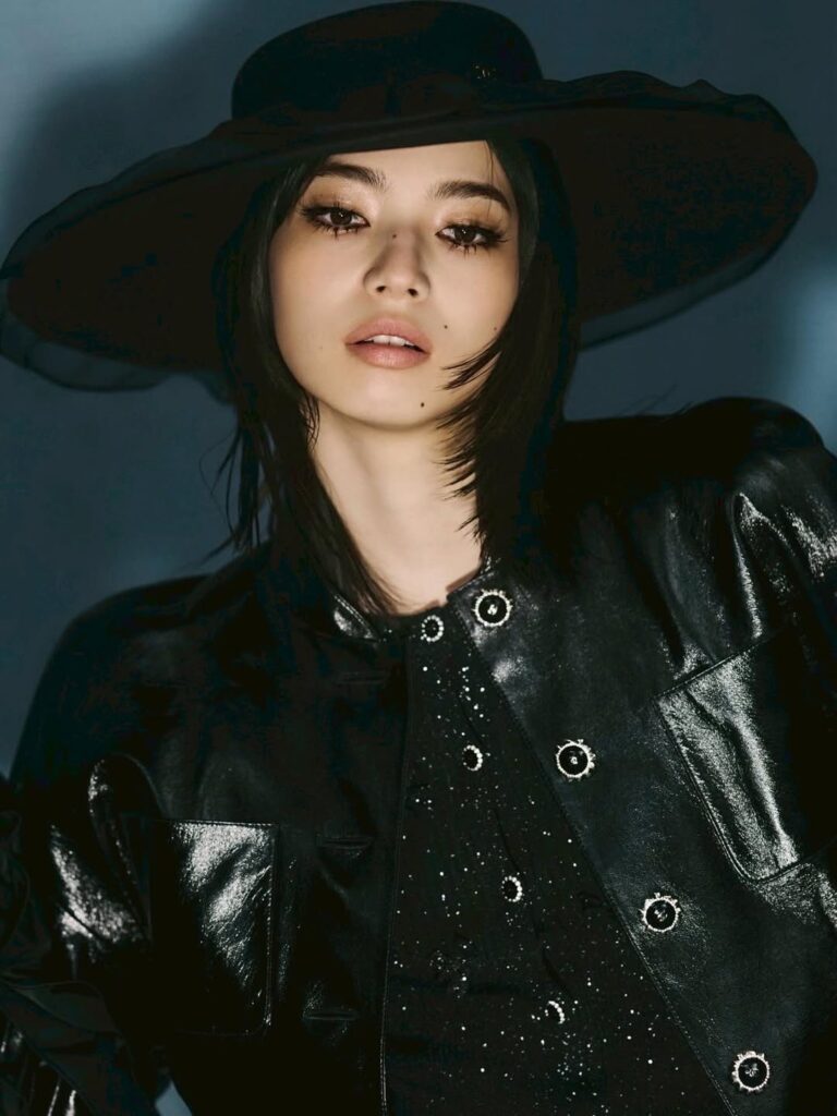 Nana Komatsu: From Teen Model to Global Icon 2025