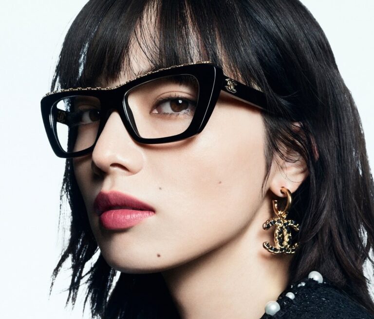 Nana Komatsu: From Teen Model to Global Icon 2025