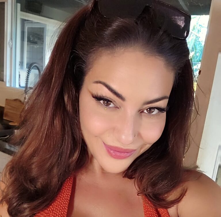 Kissa Sins: Complete Biography, Age, Career & Net Worth 2025