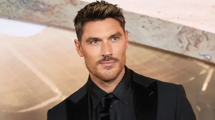 Chris Appleton's Wife Katie Katon Relationship Truth, Net Worth, Career, Lifestyle & Full Biography